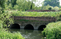 North Wilts Canal aqueduct over River Ray